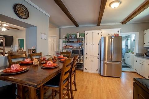 25 Park St, Webster, MA 01570 photo 4