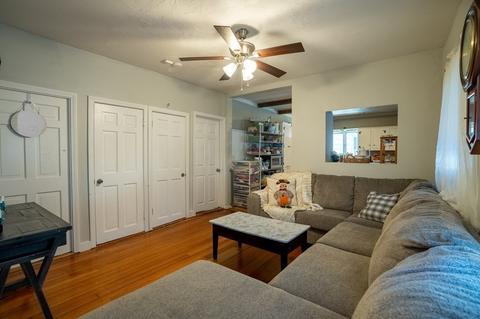 25 Park St, Webster, MA 01570 photo 3