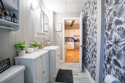 25 Park St, Webster, MA 01570 photo 8