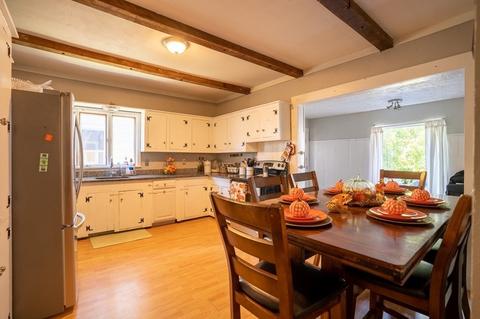 25 Park St, Webster, MA 01570 photo 5