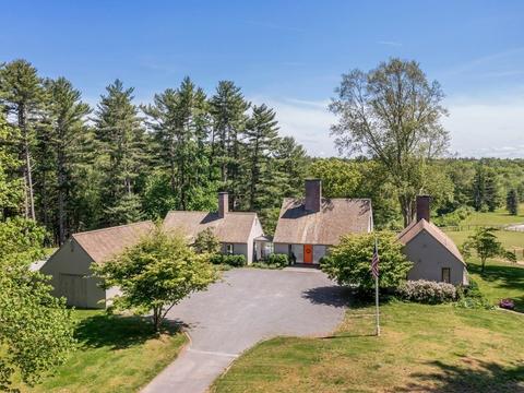 127 Mill St, Sherborn, MA 01770