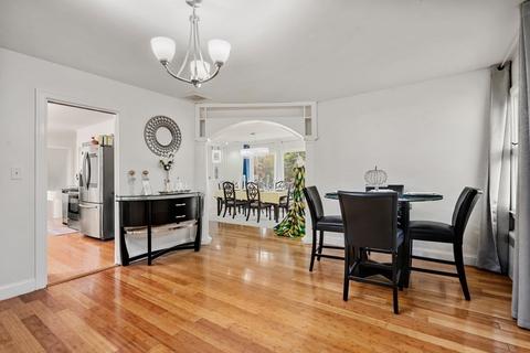 520 E Central St, Franklin, MA 02038 photo 7