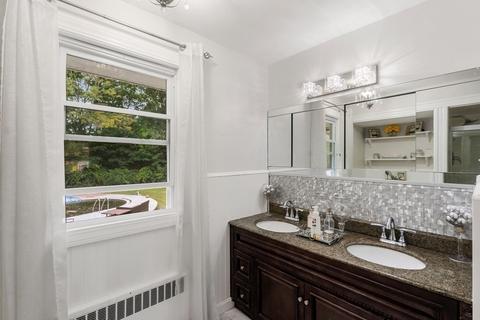 520 E Central St, Franklin, MA 02038 photo 16