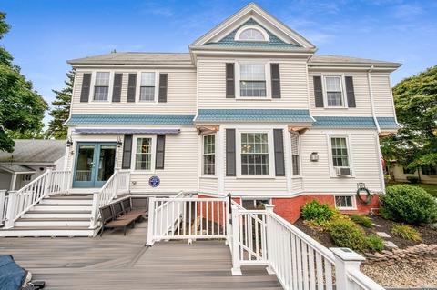 15 Perry St, Danvers, MA 01923 photo 5