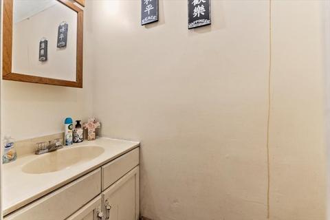 264-266 King St, Springfield, MA 01109 photo 35