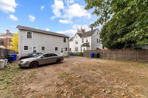 264-266 King St, Springfield, MA 01109 photo 3