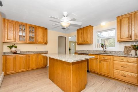 44 Melbourne Ave, Reading, MA 01867 photo 11