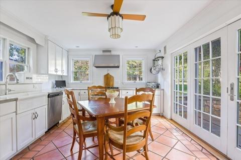 102 East St, Hingham, MA 02043 photo 5