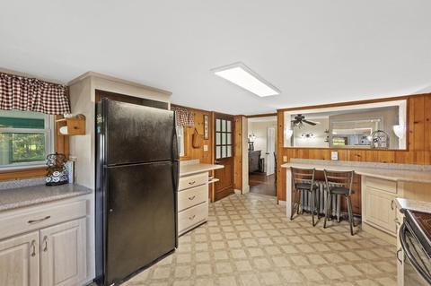 74 Plain St, Franklin, MA 02038 photo 9