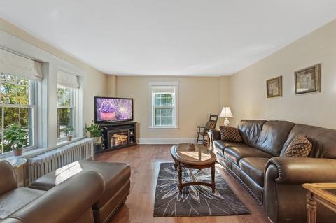 74 Plain St, Franklin, MA 02038 photo 15