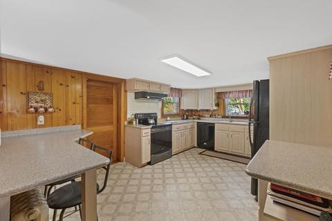 74 Plain St, Franklin, MA 02038 photo 7