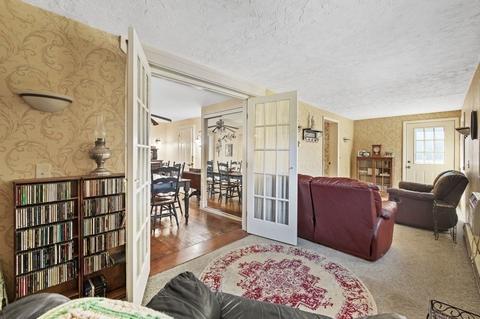 74 Plain St, Franklin, MA 02038 photo 18