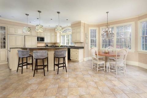 177 Bridle Trail Rd, Needham, MA 02492 photo 8