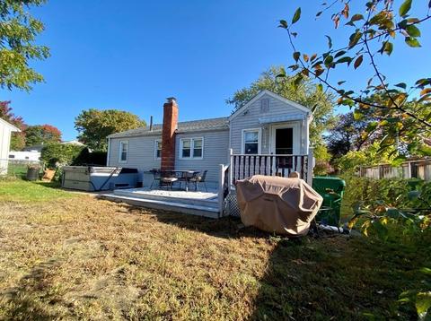 26 Sampson, Chicopee, MA 01020 photo 8