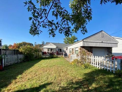 26 Sampson, Chicopee, MA 01020 photo 1
