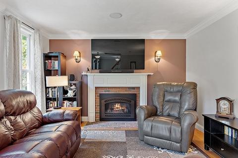 5 Stuart Rd, Sterling, MA 01564 photo 6
