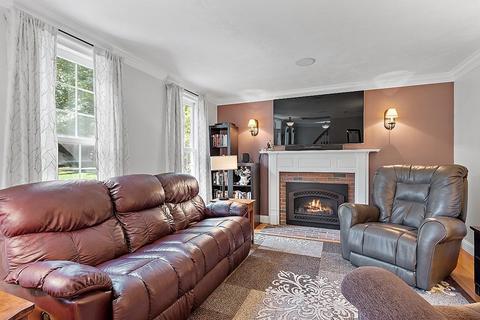 5 Stuart Rd, Sterling, MA 01564 photo 5