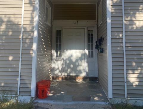 58 Johnson St, Springfield, MA 01108 photo 4