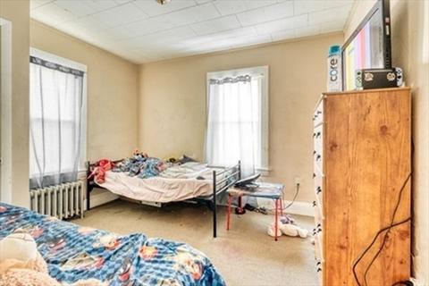 58 Johnson St, Springfield, MA 01108 photo 7