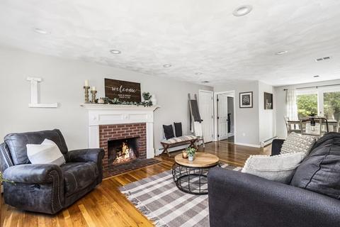 26 Christopher Dr, Attleboro, MA 02703 photo 17