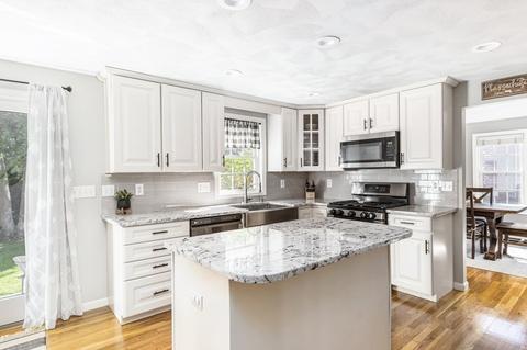 26 Christopher Dr, Attleboro, MA 02703 photo 14