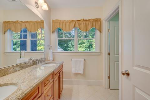 98 Riverbend Ln, Needham, MA 02492 photo 21