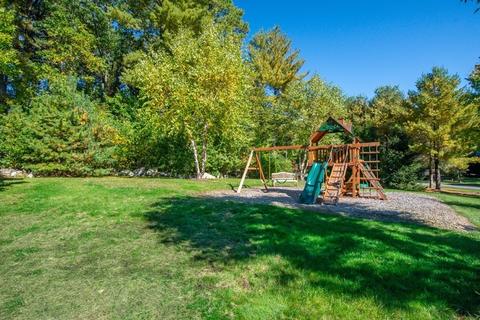 98 Riverbend Ln, Needham, MA 02492 photo 36
