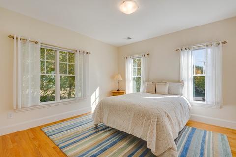 98 Riverbend Ln, Needham, MA 02492 photo 19