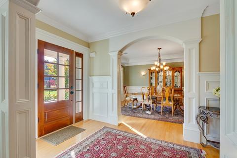 98 Riverbend Ln, Needham, MA 02492 photo 4