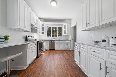 3 Maple St, Sutton, MA 01590 photo 5