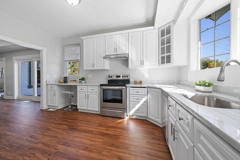 3 Maple St, Sutton, MA 01590 photo 4