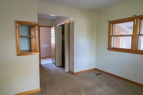 333 River Dr, Hadley, MA 01035 photo 14
