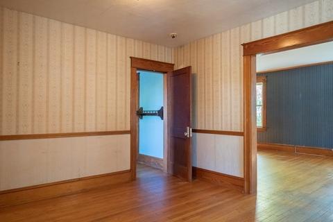 333 River Dr, Hadley, MA 01035 photo 9