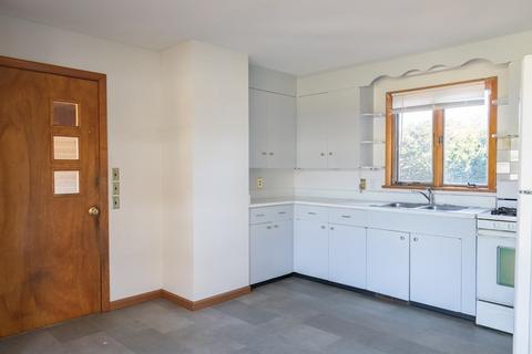 333 River Dr, Hadley, MA 01035 photo 7