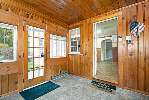 1350 Pleasant St, Athol, MA 01331 photo 10