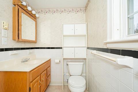 1350 Pleasant St, Athol, MA 01331 photo 31
