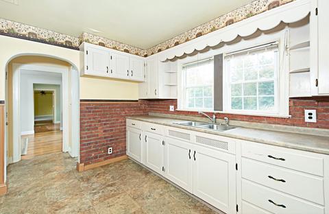 1350 Pleasant St, Athol, MA 01331 photo 12