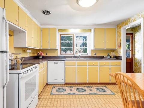 103 Fairfield St, Needham, MA 02492 photo 8