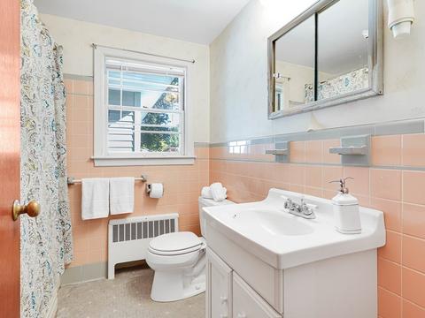 103 Fairfield St, Needham, MA 02492 photo 16