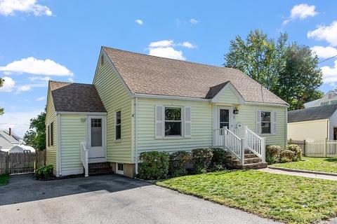 5 Grant St, Danvers, MA 01923 photo 1