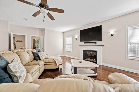 27 Wrentham Rd, Worcester, MA 01602 photo 6