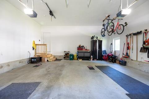 27 Wrentham Rd, Worcester, MA 01602 photo 33