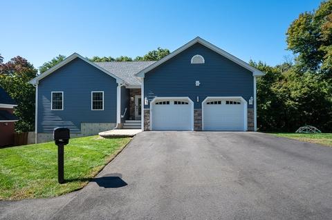 27 Wrentham Rd, Worcester, MA 01602 photo 1