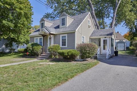 4 Vandergrift St, Lawrence, MA 01843 photo 2