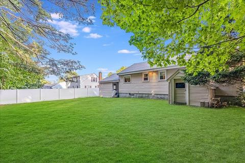 18 Laurel Ln, Reading, MA 01867 photo 33