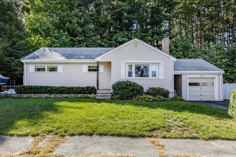 18 Laurel Ln, Reading, MA 01867 photo 1