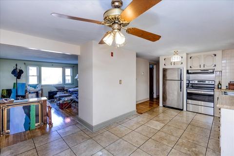 18 Laurel Ln, Reading, MA 01867 photo 10
