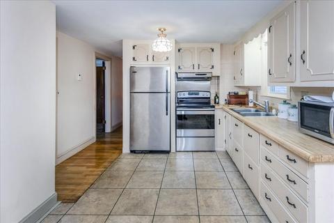 18 Laurel Ln, Reading, MA 01867 photo 7