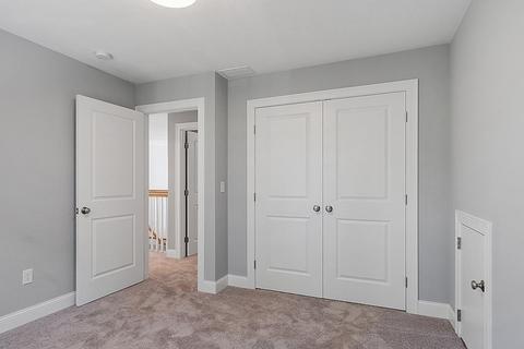 2 Tyler Ln, Mendon, MA 01756 photo 3