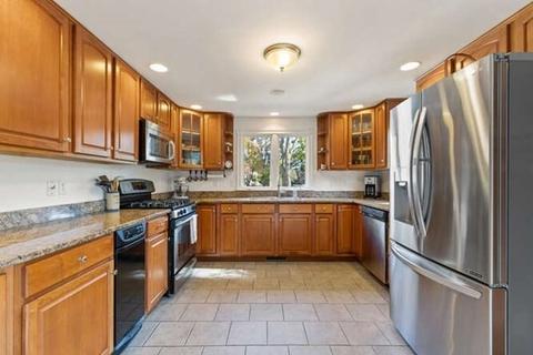558 Washington St, Dedham, MA 02026 photo 18